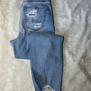 American Eagle Outfitters Light Blue Distressed Skinny Jeans